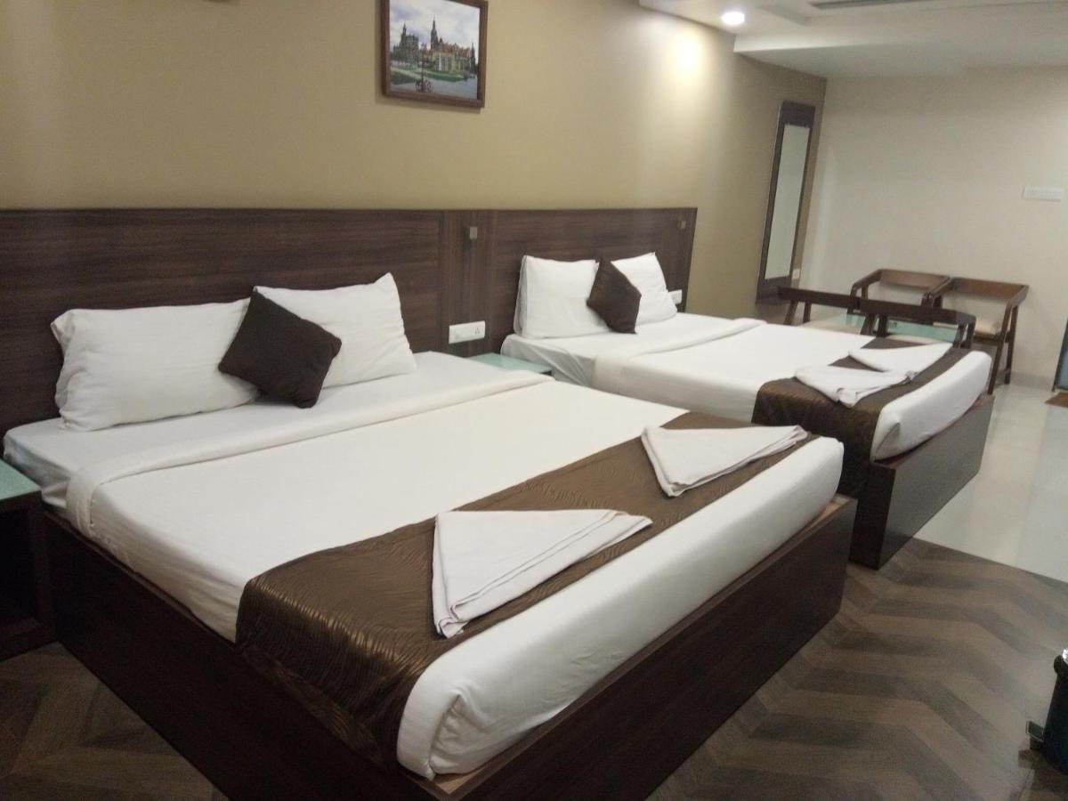Hotel Shringar Palace Хубли Экстерьер фото
