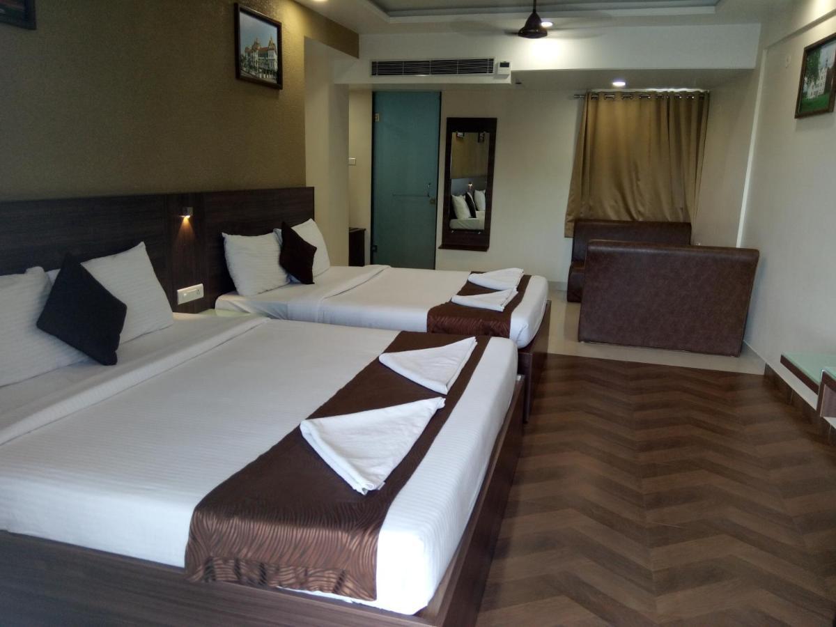 Hotel Shringar Palace Хубли Экстерьер фото